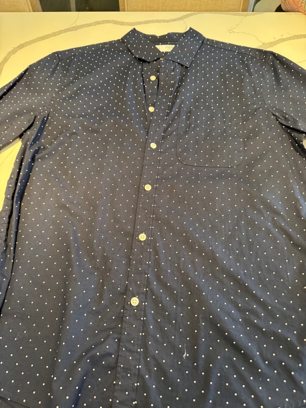 Men's old Navy Dot Button-Up Shirt